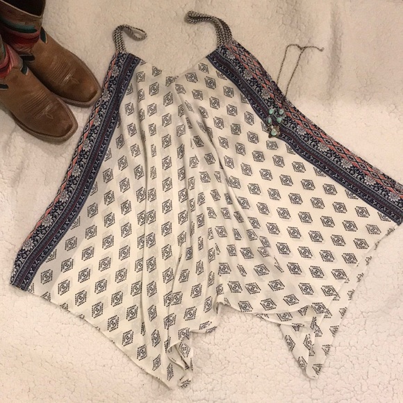 Maurice’s “Handkerchief” Flowy Tank Small - Picture 6 of 6